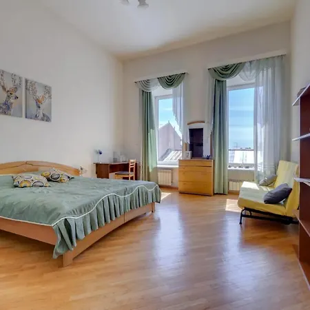 Apartamenti I Gjere Me Saune Appartamento *