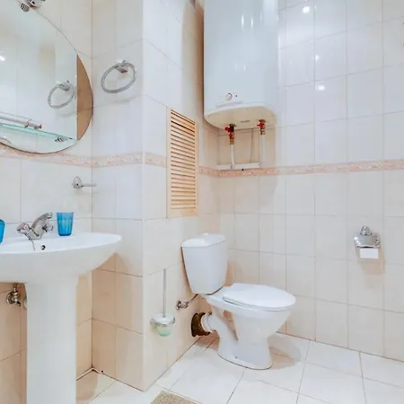 Apartamenti I Gjere Me Saune Appartamento